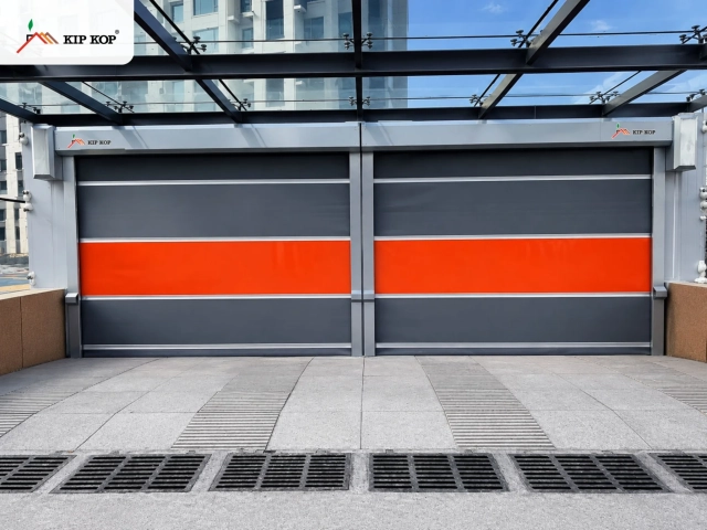 Schnelllauf-Rolltor KKSOFT 500 × 500 cm | KIP KOP Shop